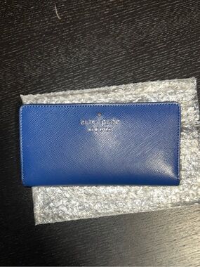 Kate Spade New York Large Slim Bifold Wallet River Blue NWT Saffiano Leather